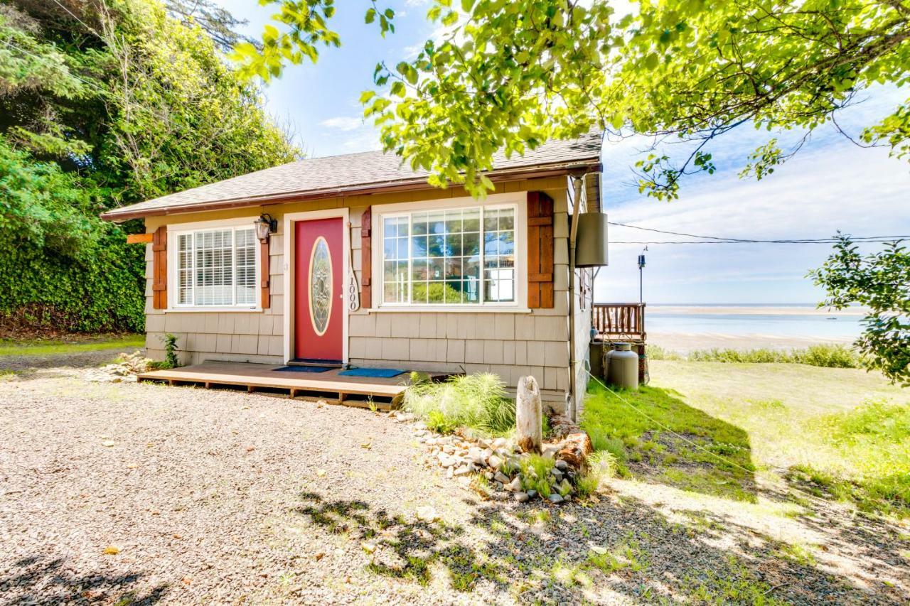 Happy Camp Beachfront Cabin Netarts Exterior photo